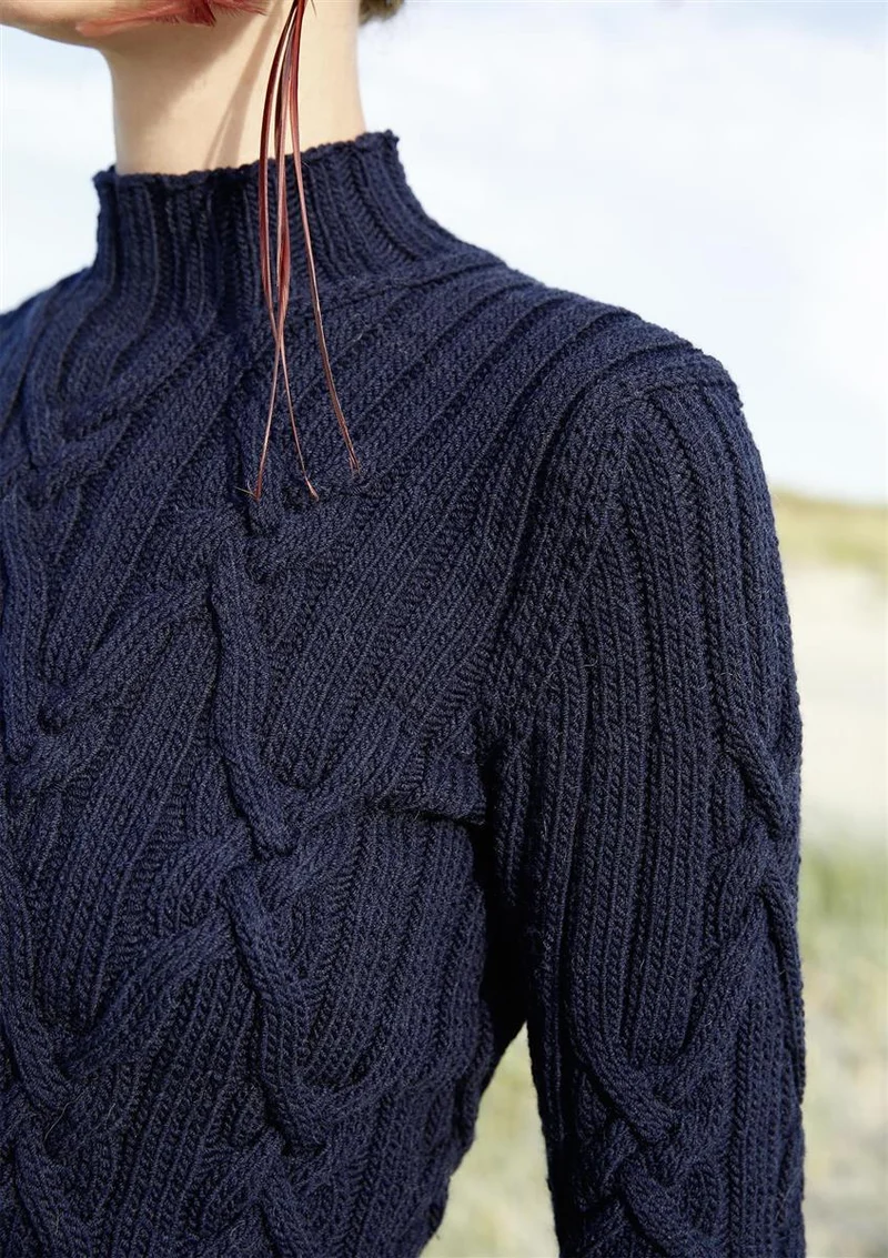 Pullover mit Zöpfen