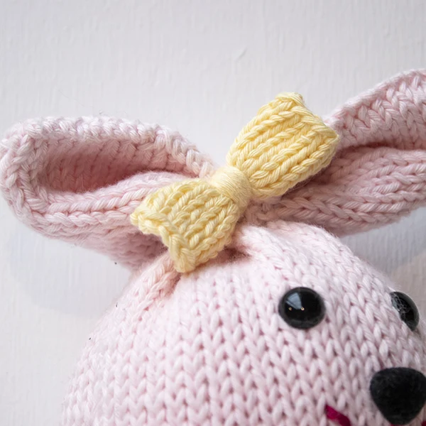 Strickpaket „Kootje, das Kuschelkaninchen“