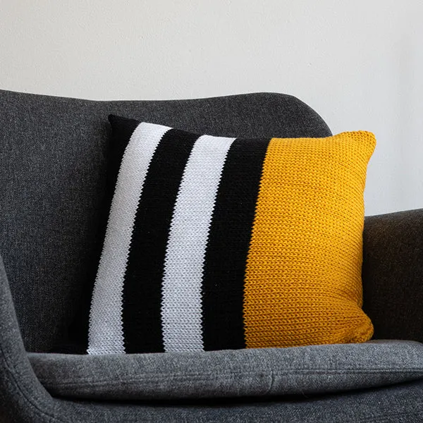 Yarn and Colors „Black, White and Bright“ – Strickpaket für ein bequemes Kissen