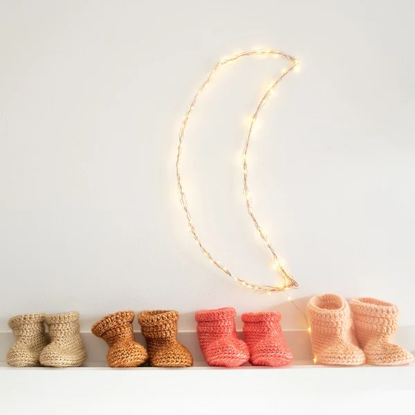 Yarn and Colors „Oh Baby!“ Häkelpaket für Babyschuhe
