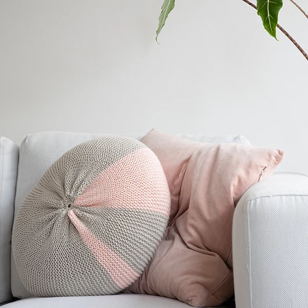Yarn and Colors Candy Comfy Cushion Strickpaket
