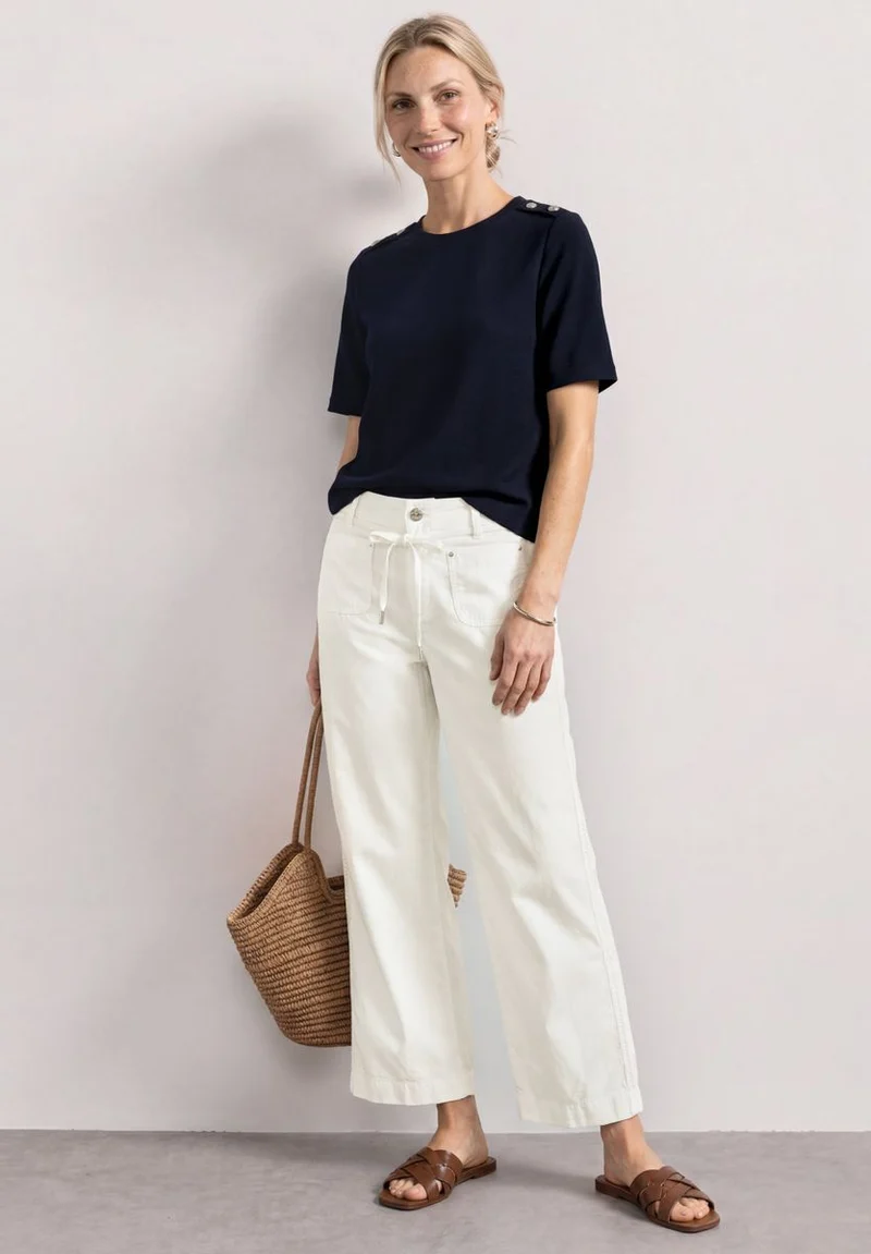 Straight Leg Hose in Washed-Optik
