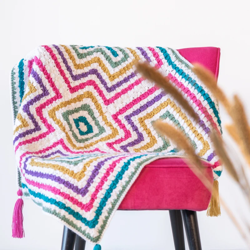 Yarn and Colors „Amazing C2C Blanket“ Häkelpaket