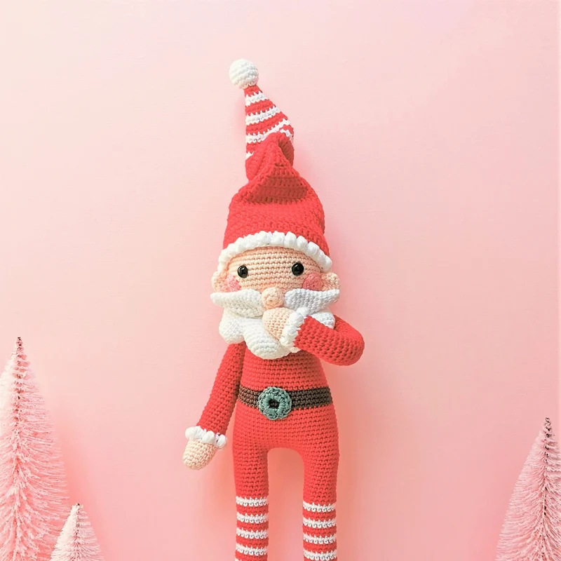 Amigurumi-Häkelpaket „Weihnachtsmann“ – Mrs. Milly