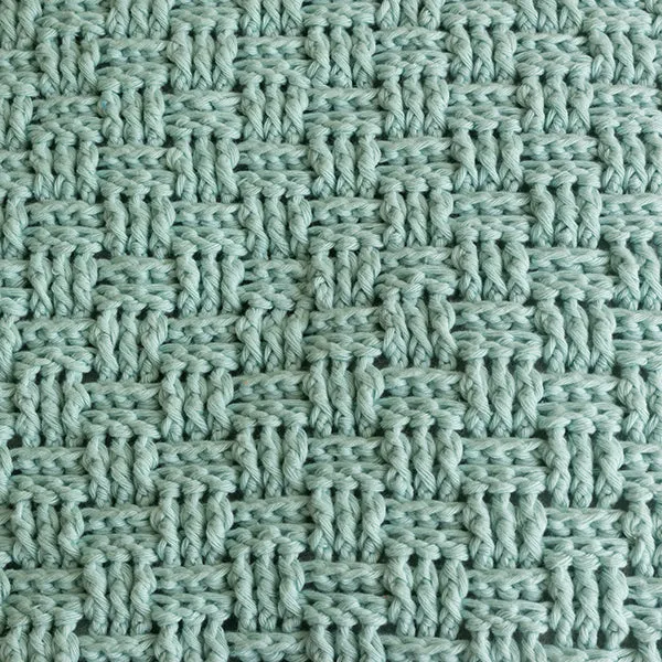 Yarn and Colors „Basketweave Comfy Cushion“ Häkelpaket