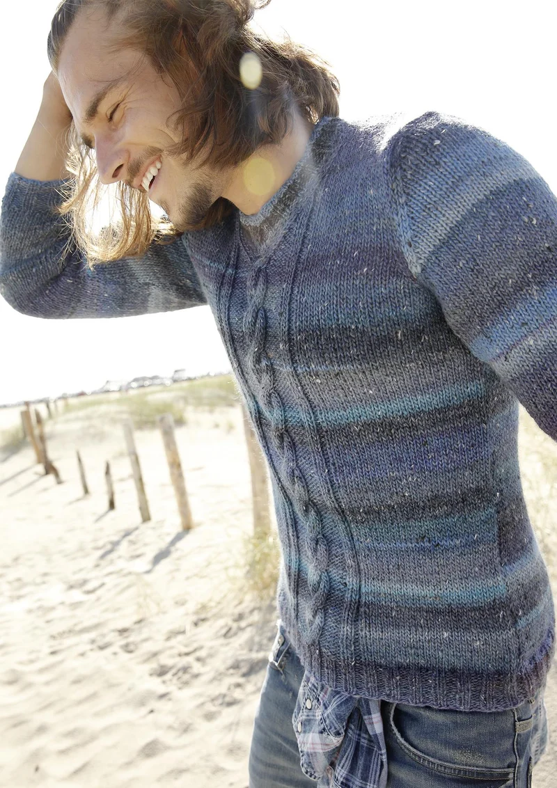 Herrenpullover mit Zopf