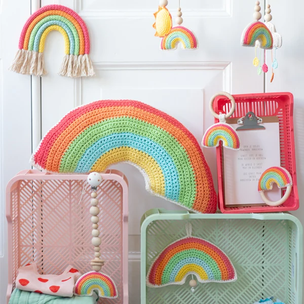 Wollplatz Regenbogen-Wandbehang-Häkelpaket