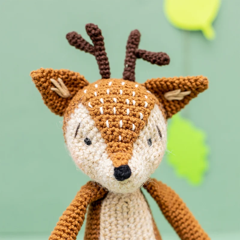 Yarn and Colors Donna Deer Häkelpaket