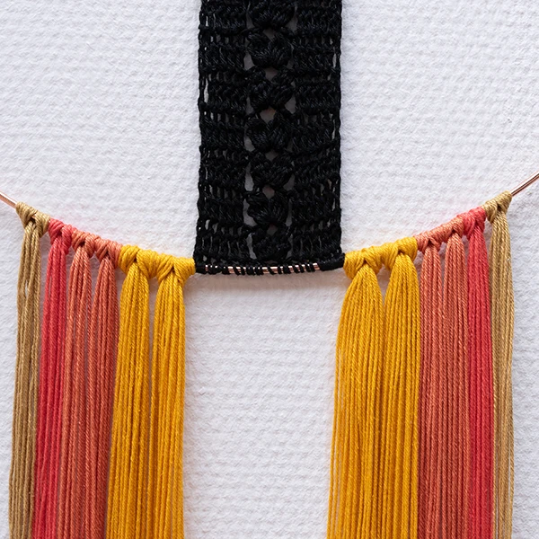 Yarn and Colors – Must-have-Boho-Wandbehang – Häkelpaket