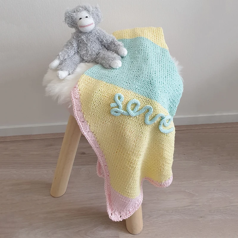 Strickanleitung für die Babydecke „Lieve Livia“