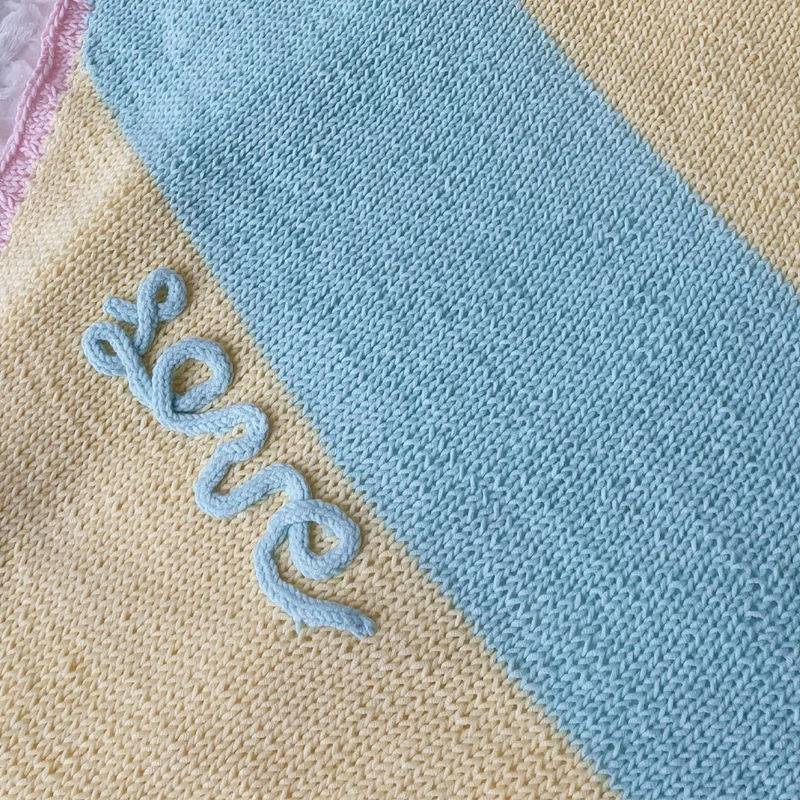 Strickanleitung für die Babydecke „Lieve Livia“