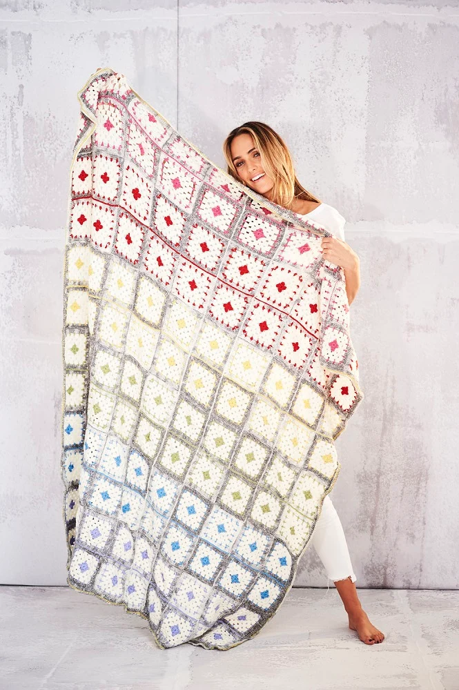 Häkelanleitung Stylecraft Life DK Nr. 9559 Decke und Kissen