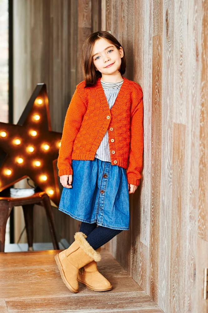 Strickanleitung Stylecraft Life DK Nr. 9552 – Strickjacken für Mädchen