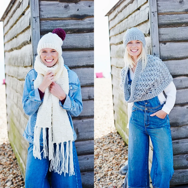 Strickanleitung Stylecraft Life Super Chunky Nr. 9447: Pullover, Schal und Mützen (digital)