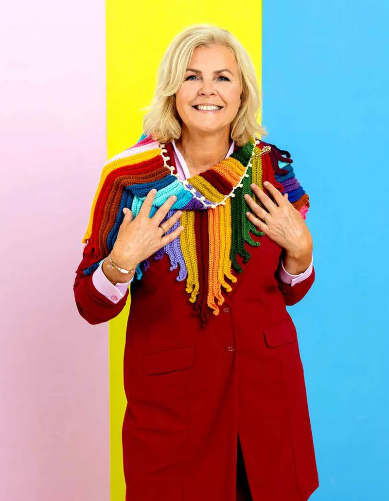 Karin Bloemen – Gestrichelte Stola – Garnpaket