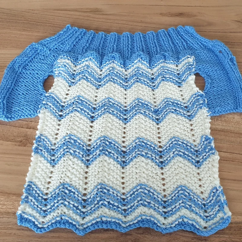 Strickanleitung „Dodges Hoodie“