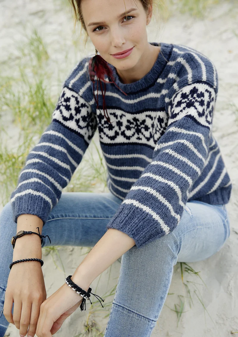 Pullover mit Streifen