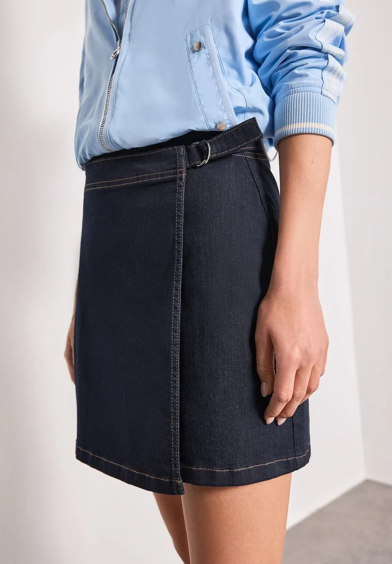 Kniefreier Denim Rock in Wickeloptik