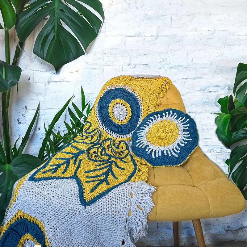 Häkelpaket für die Decke „Floral Blooms“ – The Queen of Loops