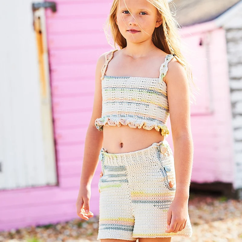 Häkelanleitung für das Stylecraft Savannah Häkel-Top und die Shorts
