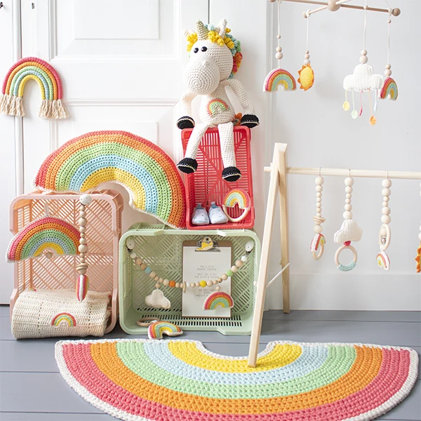 Wollplatz Regenbogen-Babygym-Häkelpaket