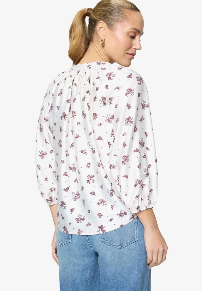 Schlupfbluse mit Blumen