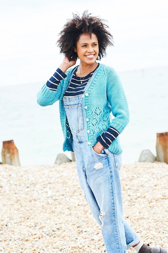 Strickanleitung Stylecraft Bellissima Chunky Nr. 9693 Pullover und Jacke
