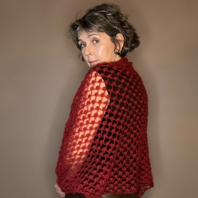 Elegantes Ärmelschal-Garn- und Häkelpaket
