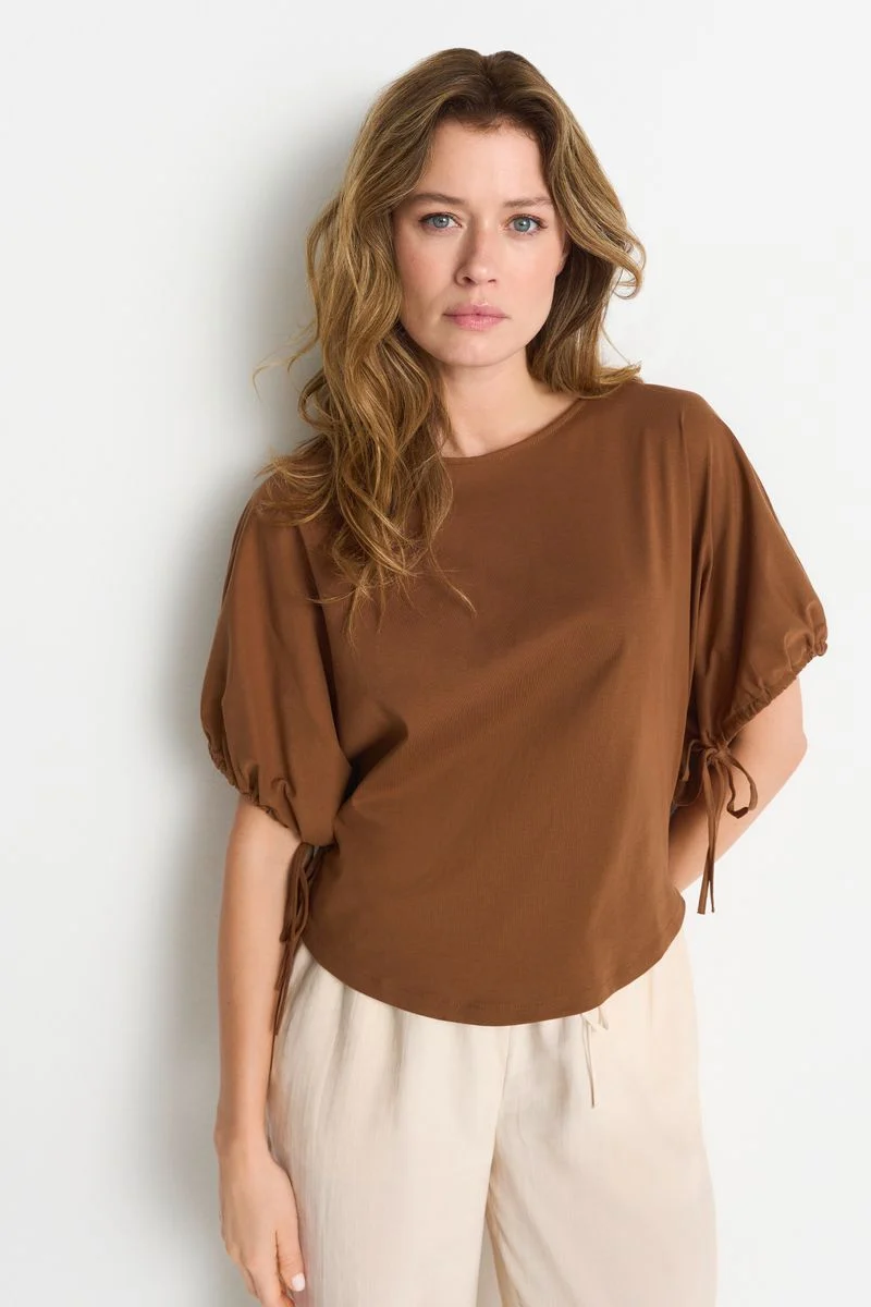 Wide Fit T-Shirt with Woman Print