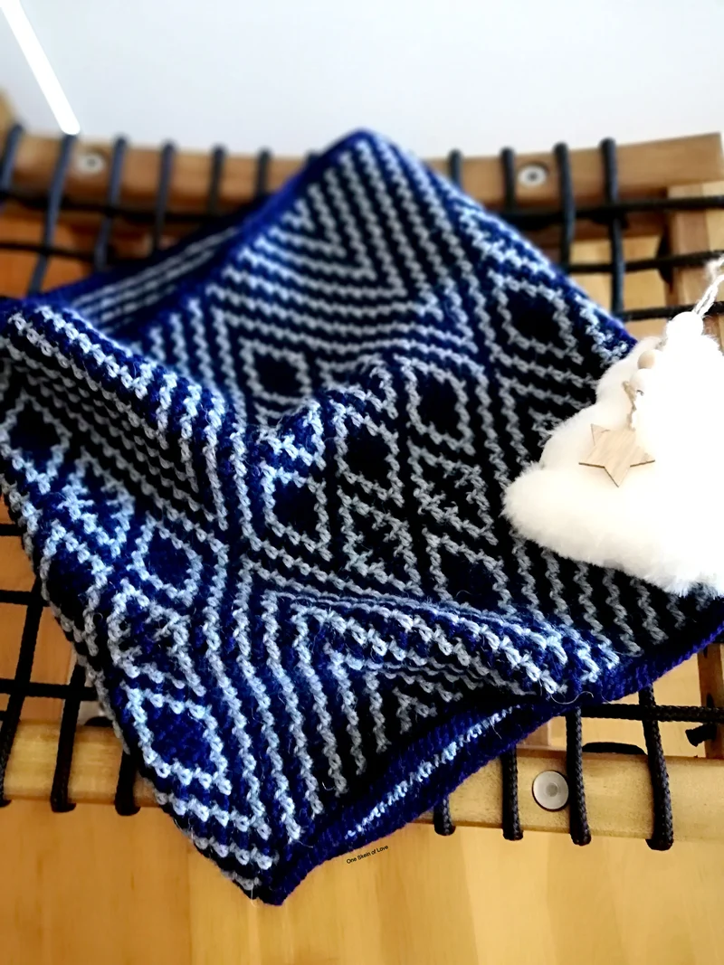 Little Diamonds Cowl – „One Skein of Love“-Häkelpaket