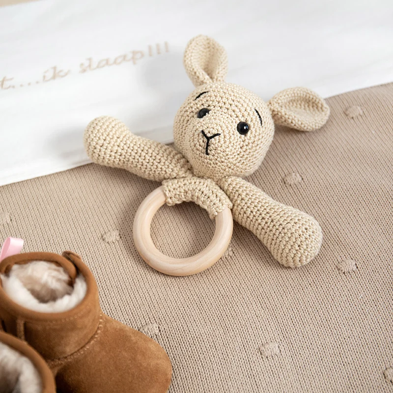 Kaninchen-Rassel – Go Handmade Sensory Kit Häkelpaket
