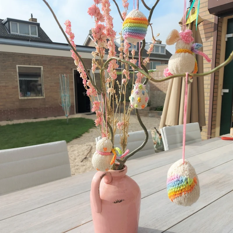 Strickanleitung „Rainbow Easter Collection“