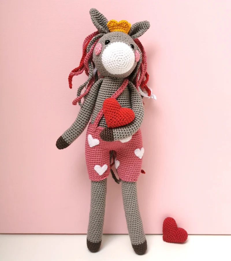 Polly, das Herzchenpferd – Häkelpaket – Mrs. Milly