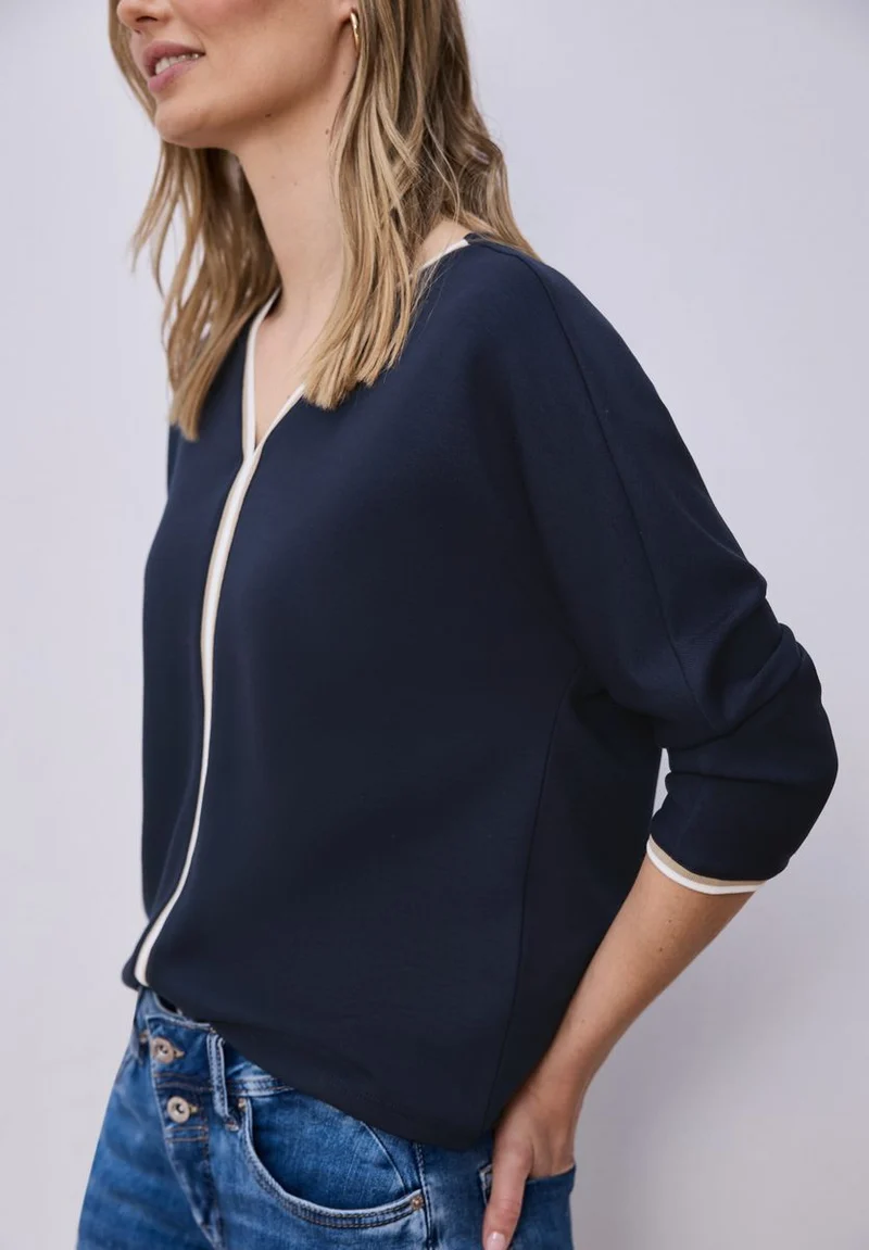 3/4-Arm Shirt mit Kontrastdetail