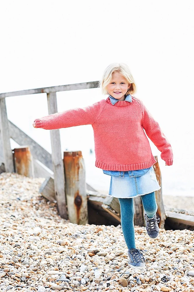 Strickanleitung Stylecraft Bellissima DK Nr. 9703 Mädchenpullover