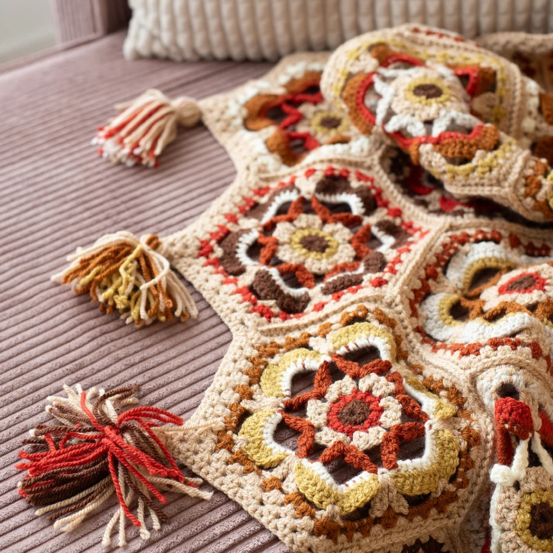 Garden Party Blanket Herbstausgabe – Yarn and Colors – Häkelpaket