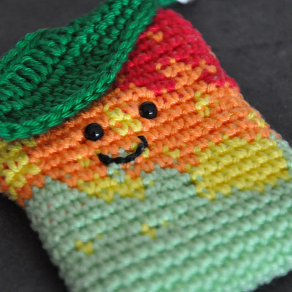 Häkelanleitung für den Monsieur Mango-Schlüsselanhänger
