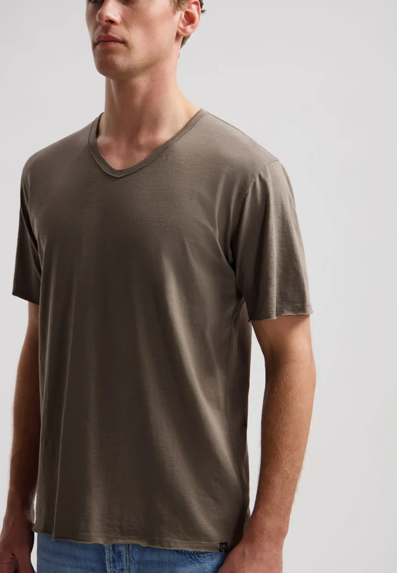 DS_Stewart Tee