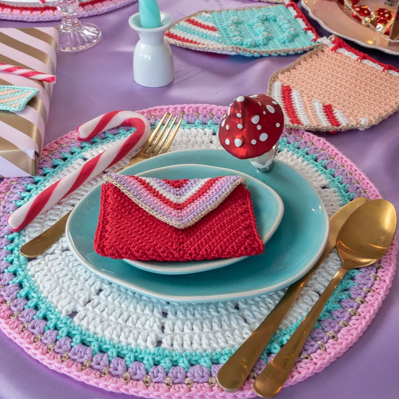 Häkelanleitung „Yarn and Colors Colorful Christmas Pattern Bundle“