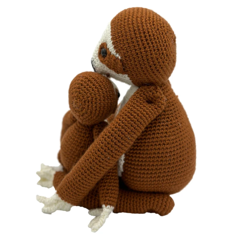 Loulou, das Faultier & Baby – Häkelpaket – YarnZoo