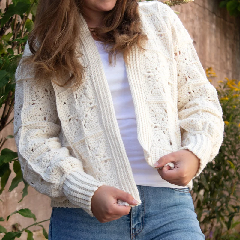 Granny Square-Jacke à la Chloë – einfarbiges Häkelpaket