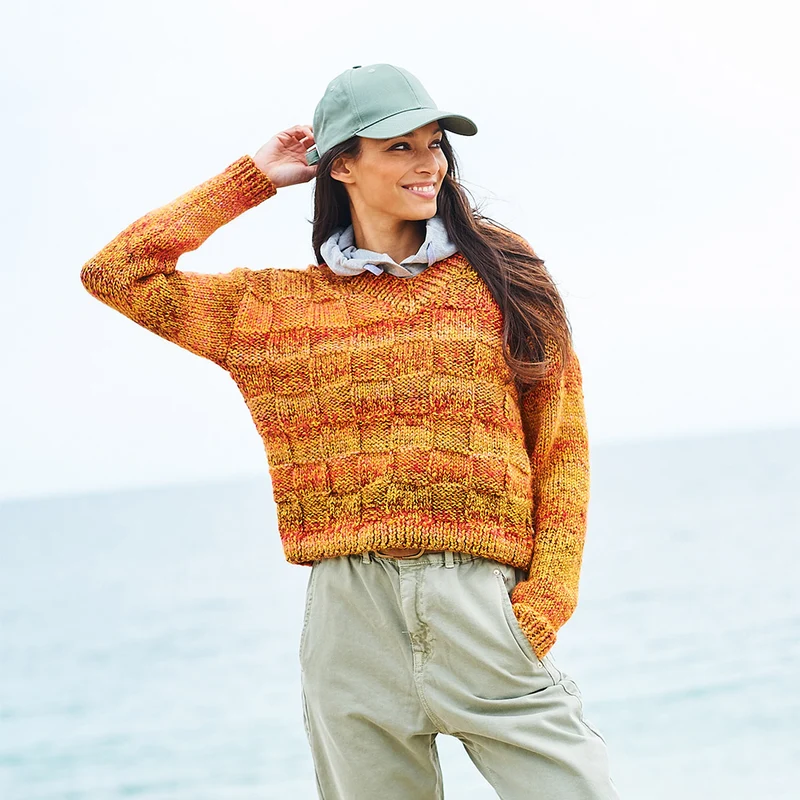 Stylecraft Colour Vibe – Strickanleitung für einen Pullover mit Karomuster (digital) 10020