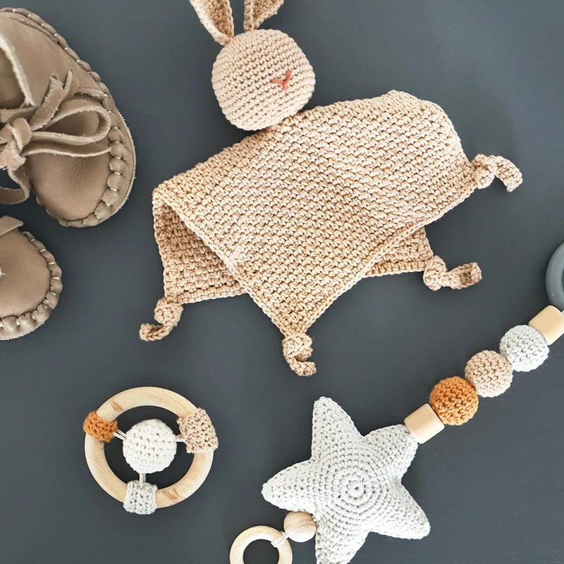 Baby-Geschenkset „Unisex“ – Häkelpaket