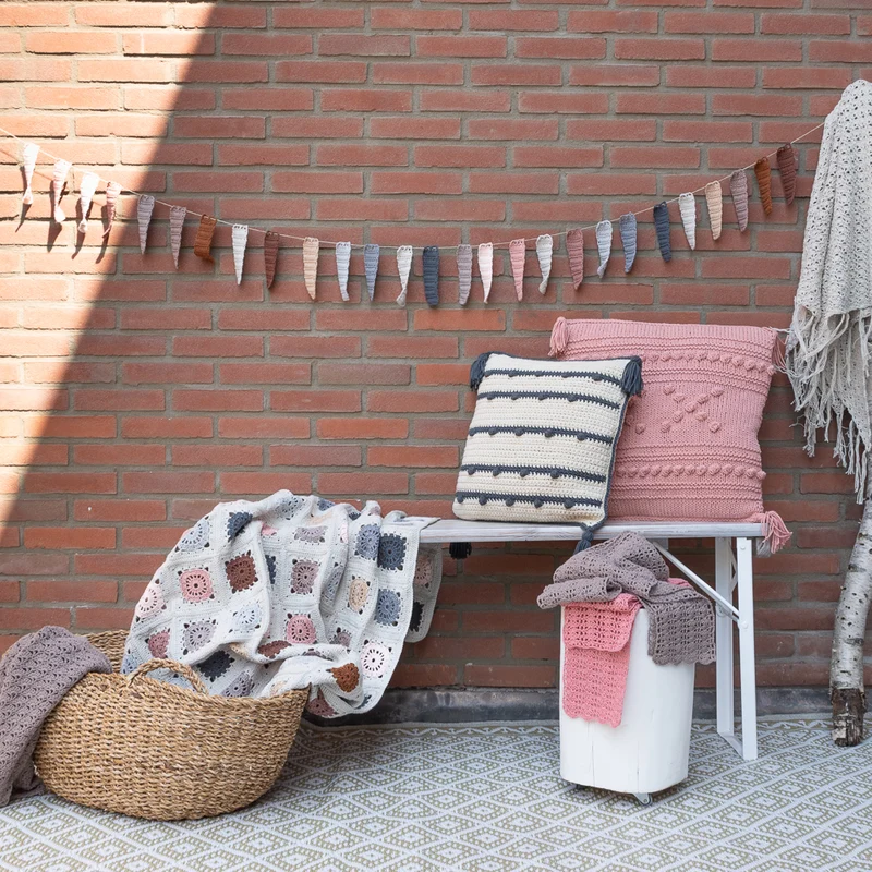 Yarn and Colors „Summer in the City“-Anleitungen-Paket