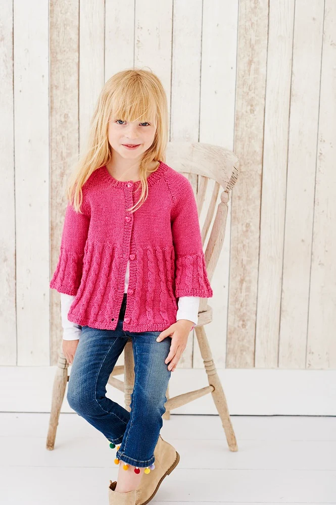 Strickanleitung Stylecraft Life DK Nr. 9437 Mädchenjacken