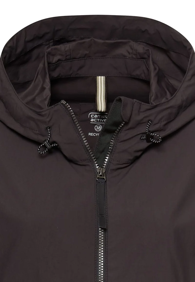 Leicht packbare Übergangsjacke im Oversized Fit