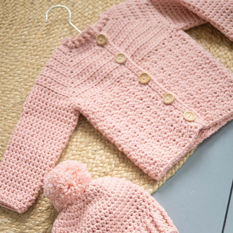 Häkelpaket für eine „Happy Baby“-Jacke