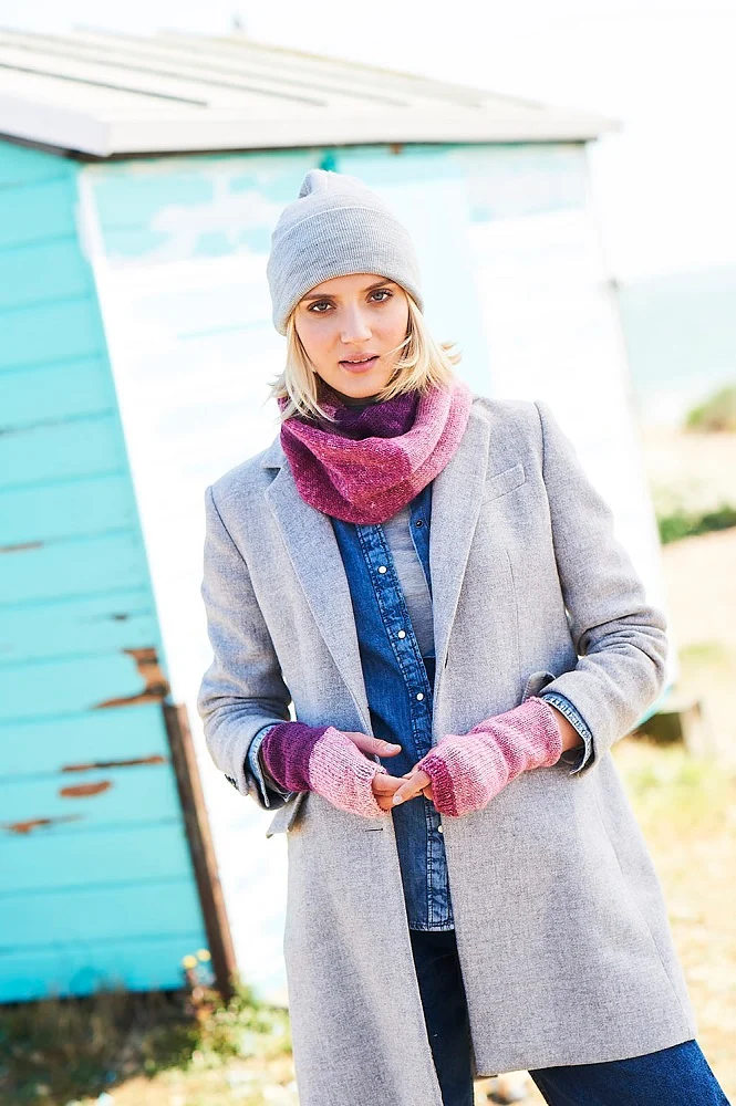 Strickanleitung Stylecraft Batik Swirl DK Nr. 9674: Pullover, Schal und Handstulpen