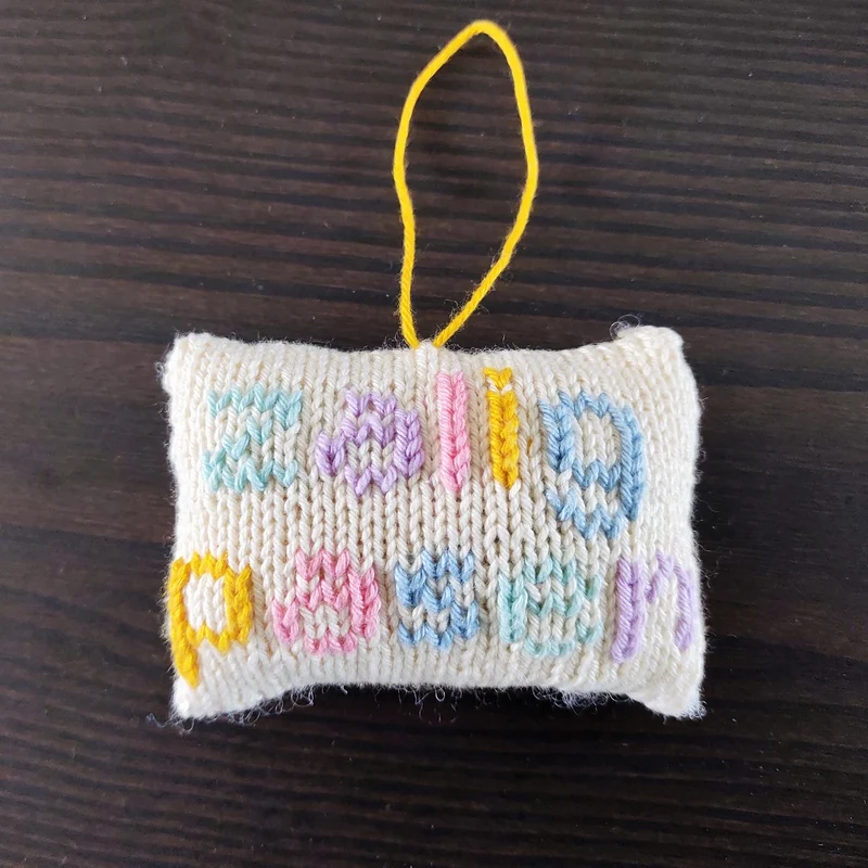 Strickanleitung „En-en“-Osteranhänger