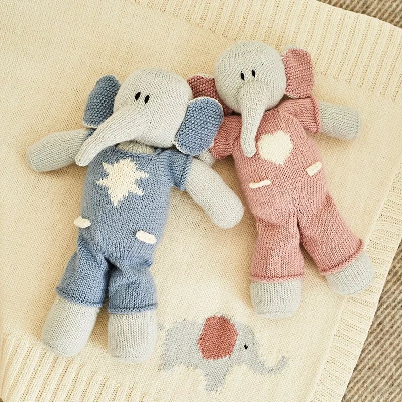 Strickanleitung Stylecraft Bellissima DK Nr. 9854 Adam & Astrid Elefant und Decke